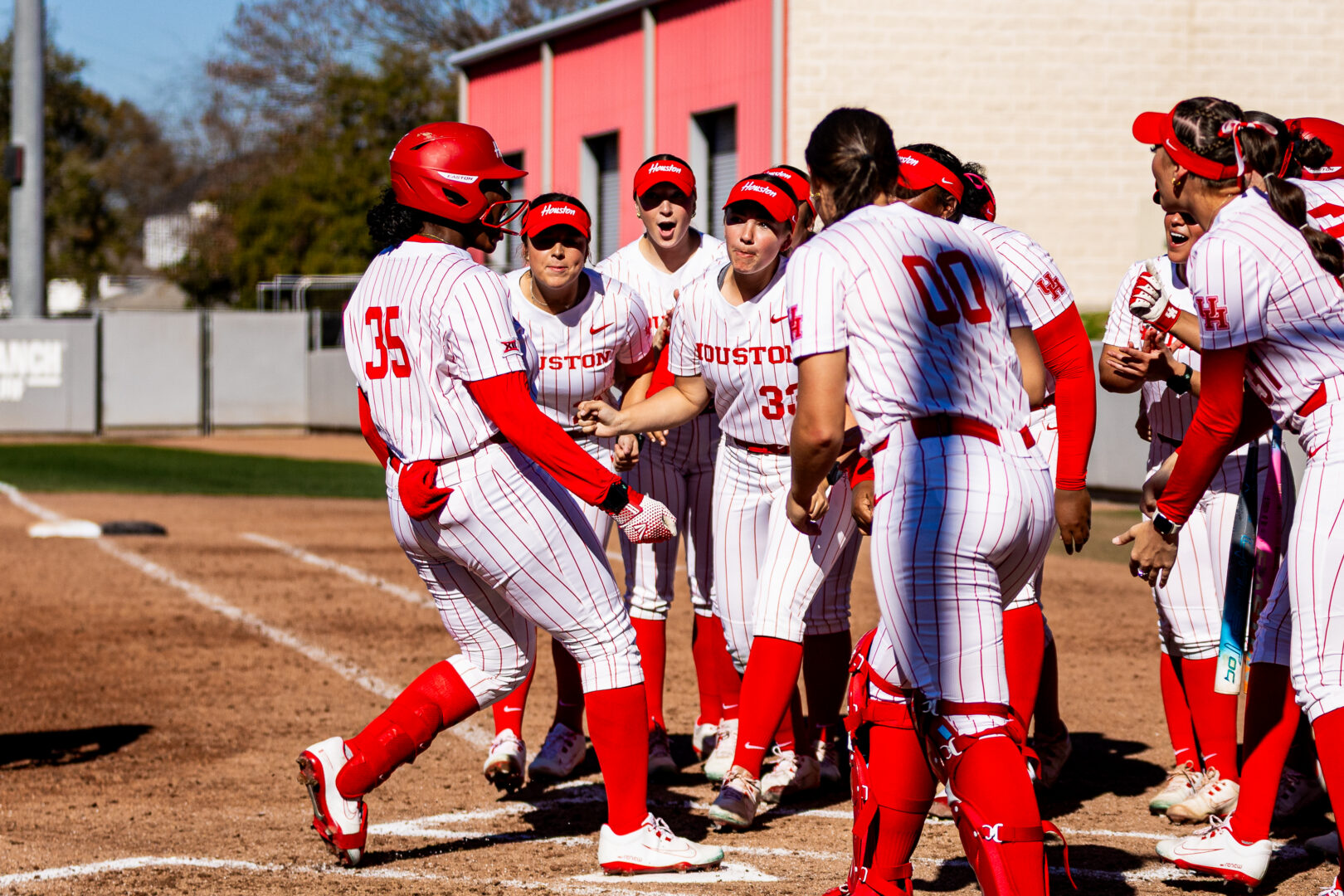 Breaking records: Houston Softball opens season undefeated after massive Houston tournament wins