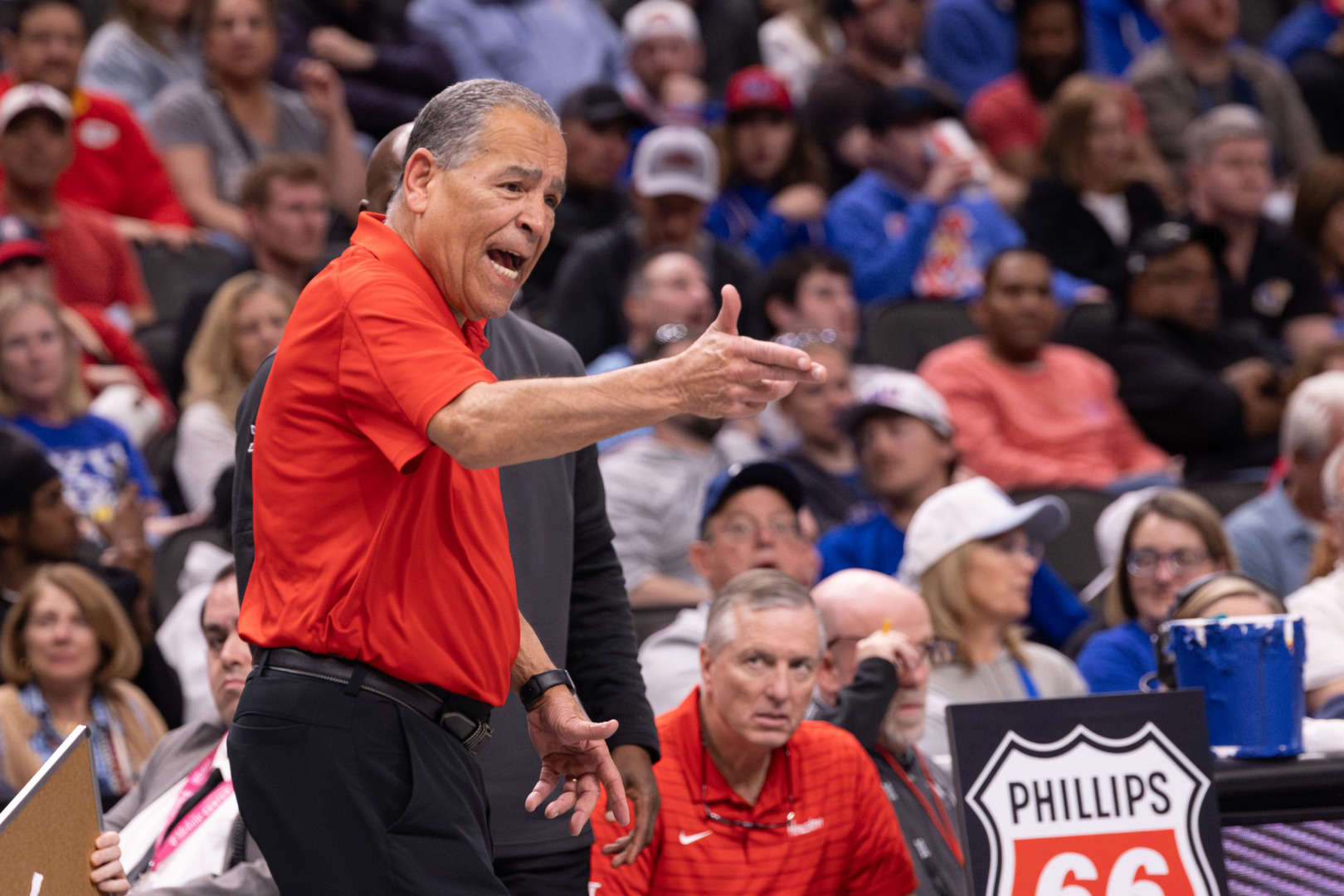 Preview: Houston to face Illinois in Sweet Sixteen